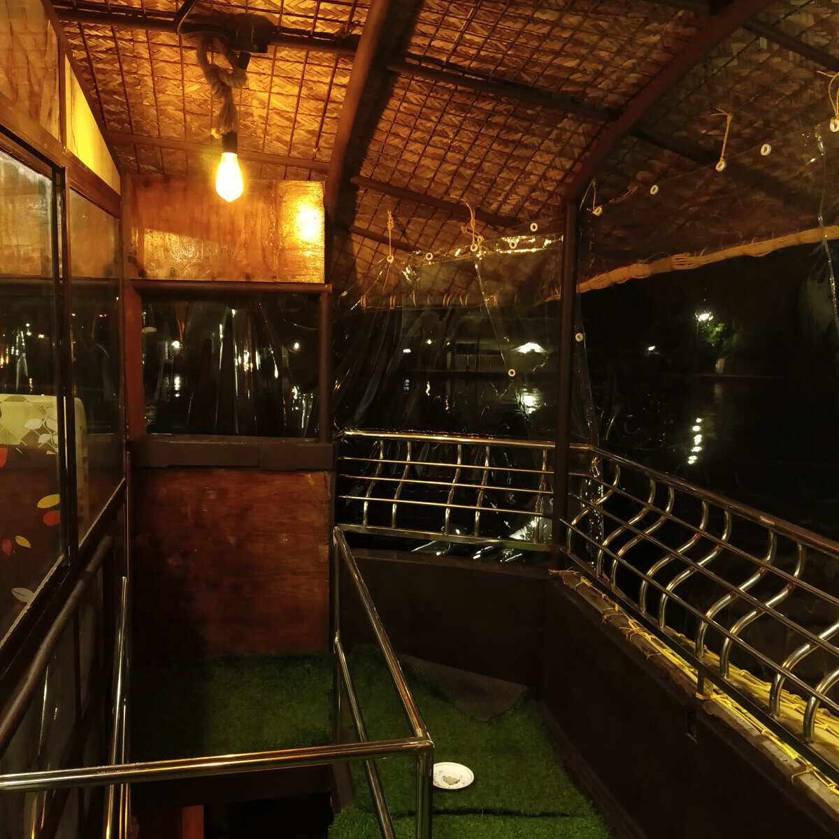 Karthik Houseboat 7