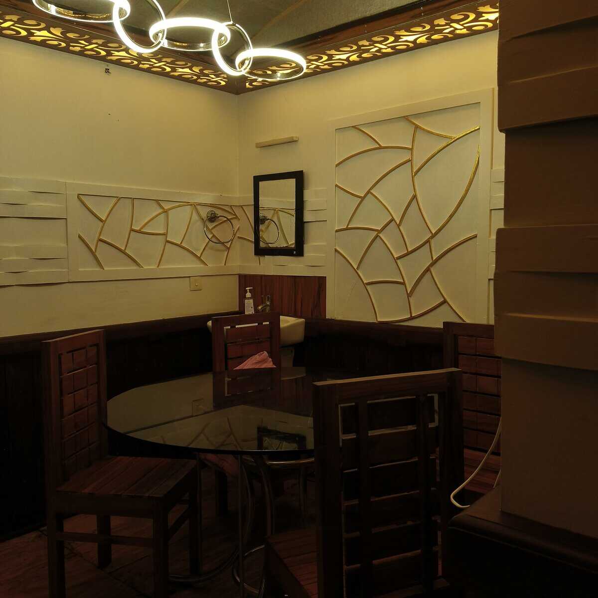Karthik Houseboat 4