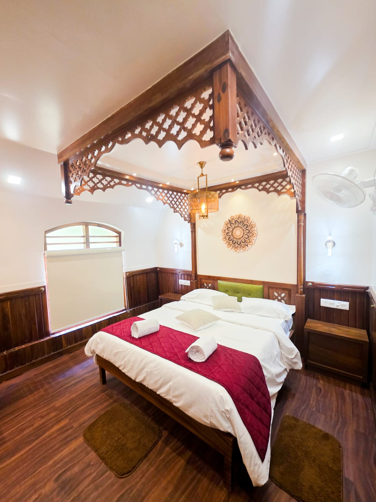 Houseboat corridor showcasing traditional Kerala craftsmanship