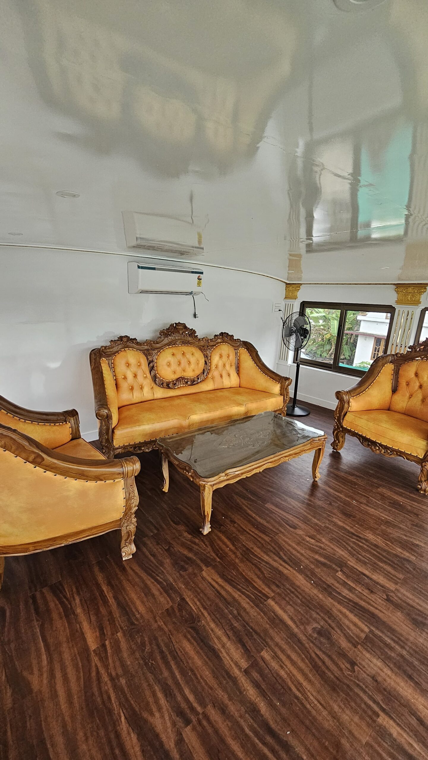 Onboard dining setup with traditional Kerala meals on houseboat
